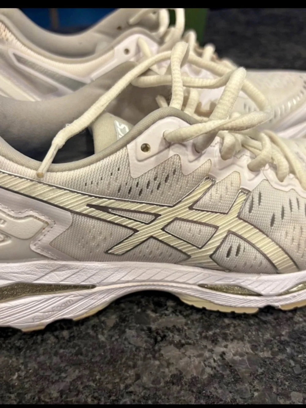 ASICS Gel Kayano 23 woman’s shoes size 6.5